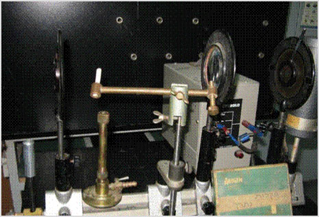 מעבדת הדגמות - פיזיקה מודרנית - הדגמה מס' 8 - ספקטרום בליעה - היפוך קו הנתרן