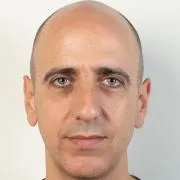 יאיר שוקף